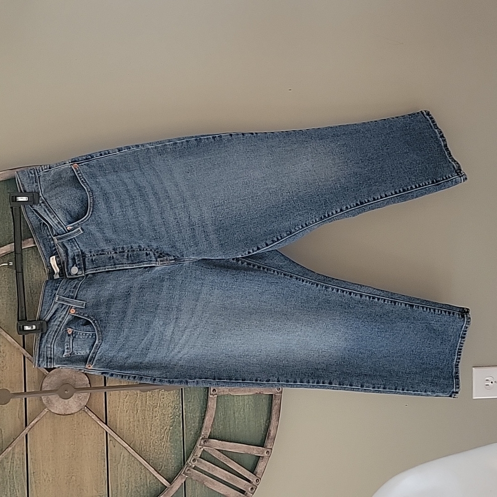 Levi's Ribcage Straight - Picture 2 of 13